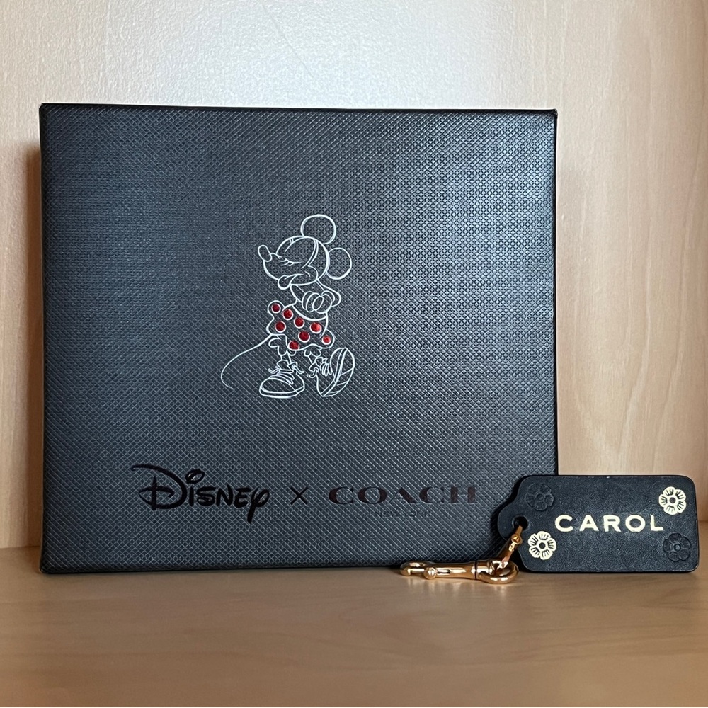 SOLD: NWT Coach x Disney Leather Minnie Mouse Coin Case